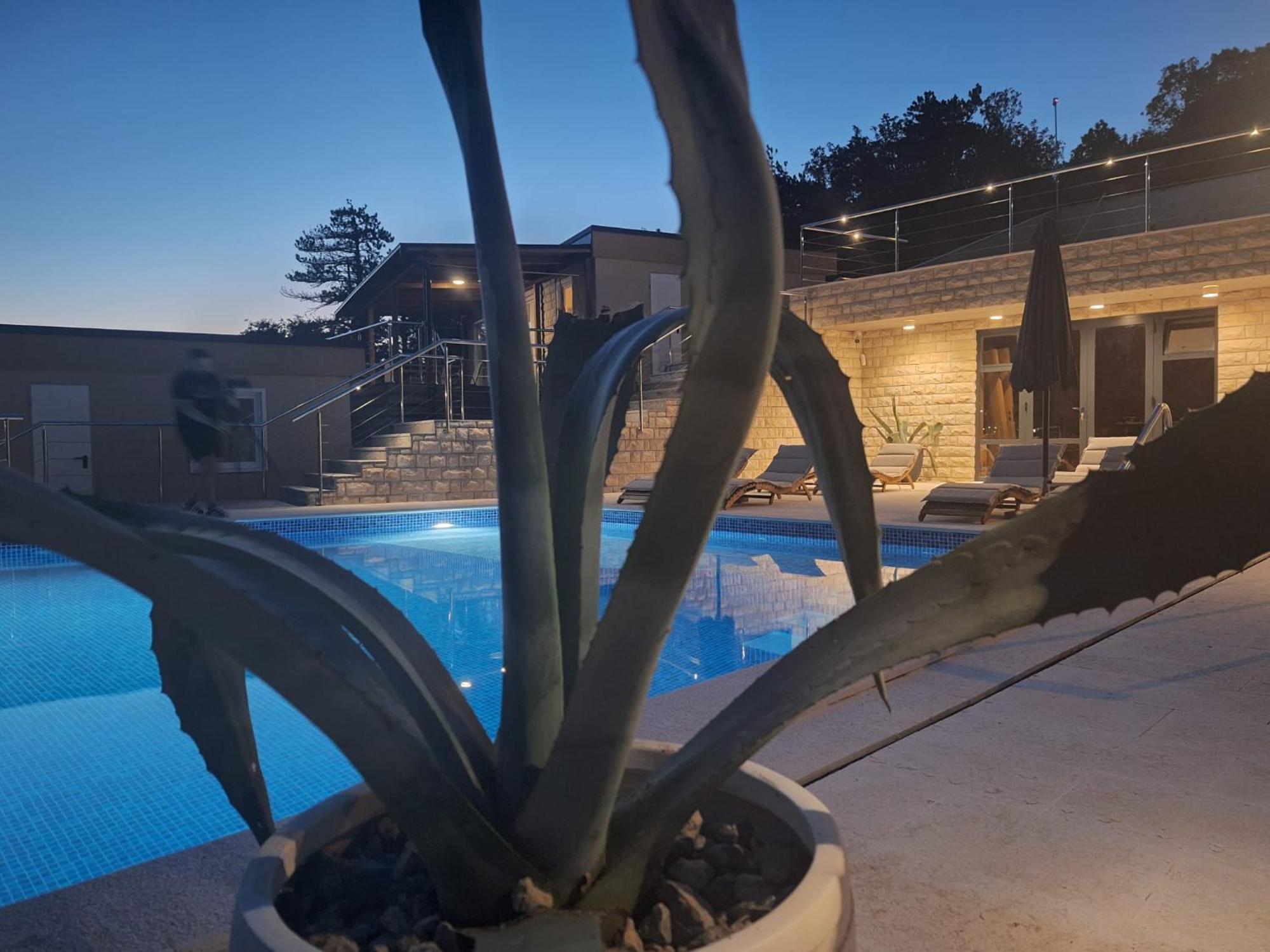 فندق Boora Glamp Experience & Heated Infinity Pool سينج المظهر الخارجي الصورة
