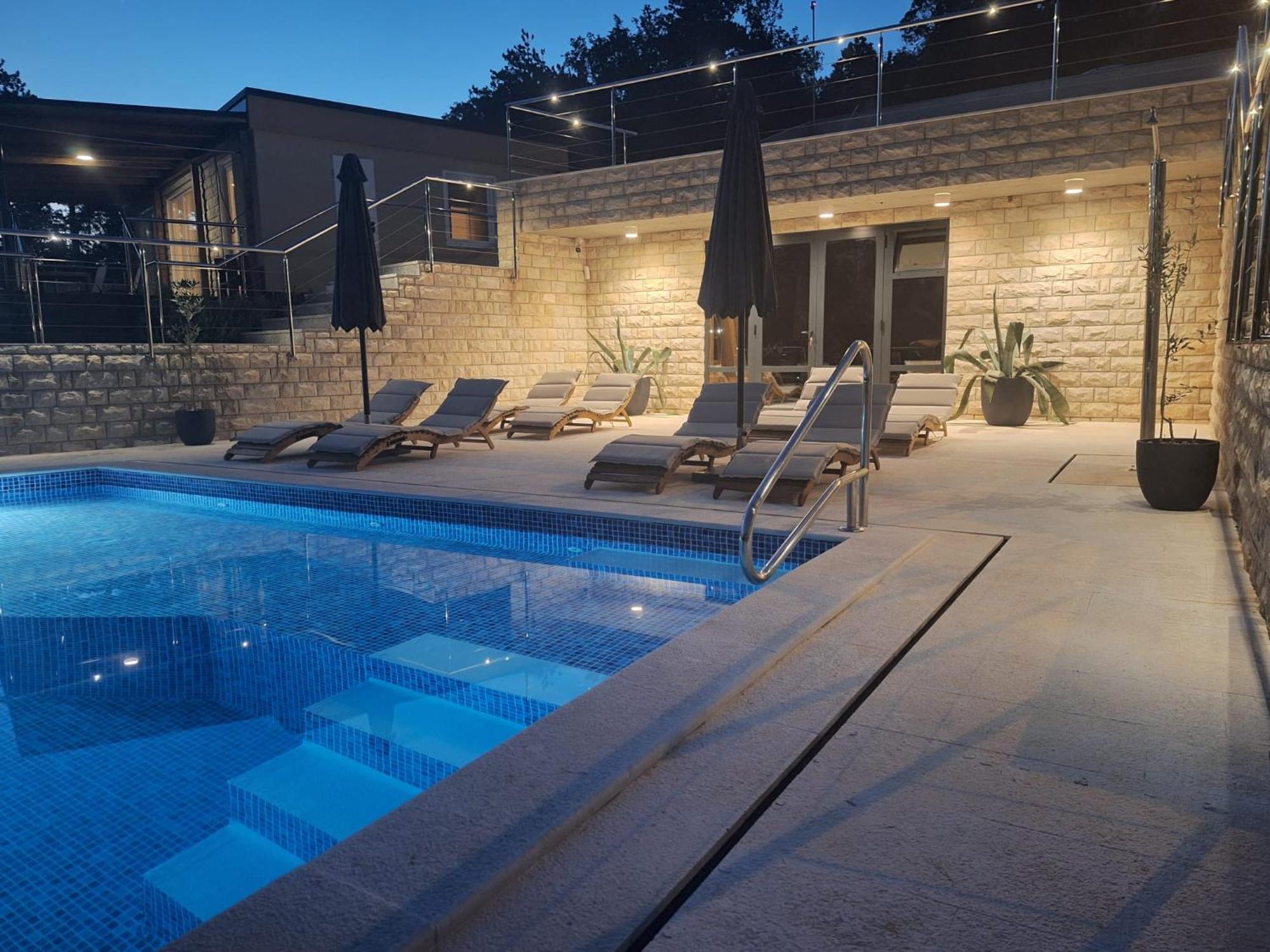 فندق Boora Glamp Experience & Heated Infinity Pool سينج المظهر الخارجي الصورة